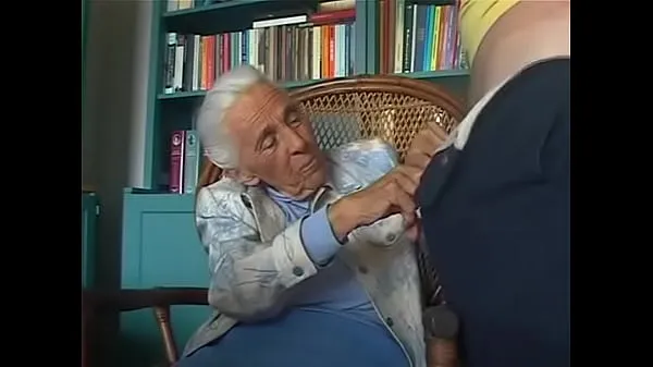 92-years old granny sucking grandson Phim mới mới