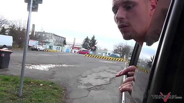 Nya Takevan Crazy homeless teenager fucked extremly raw in driving car färska filmer