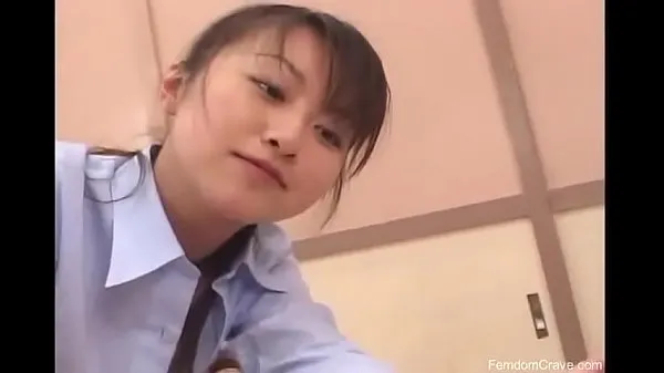 Nya Asian teacher punishing bully with her strapon färska filmer
