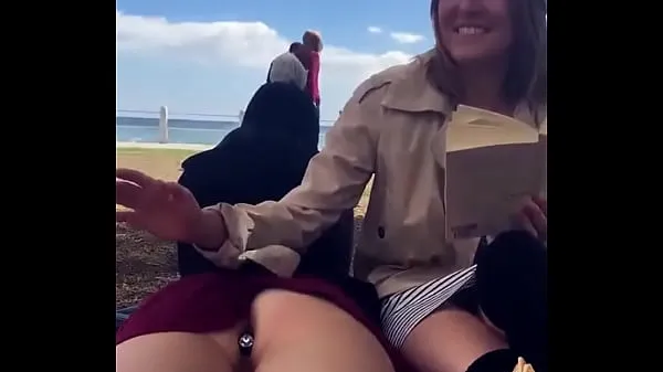 Nye On the beach friske film