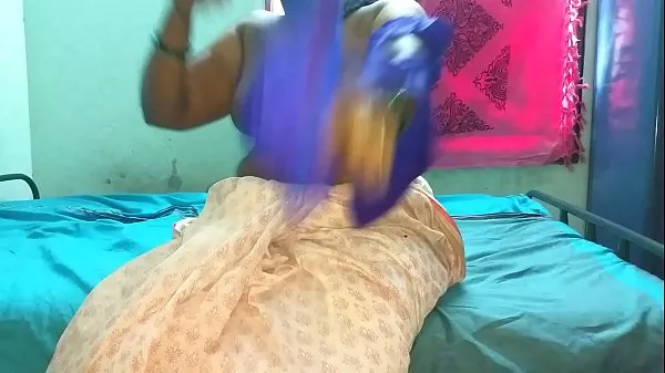 Slut mom plays with huge tits on cam Filem baharu baharu