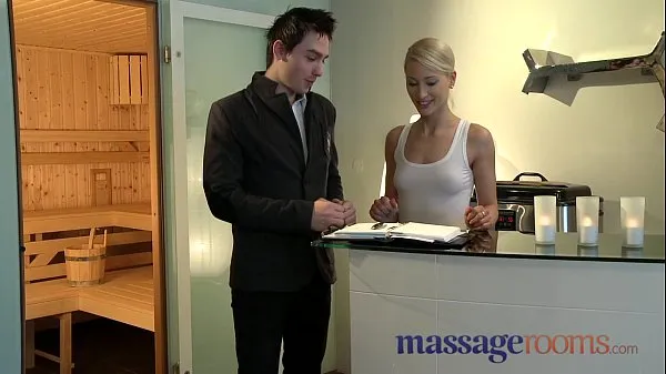 Nya Massage Rooms Uma rims guy before squirting and pleasuring another färska filmer