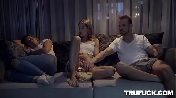Nye Family Fucks Tiffany Tatum friske film