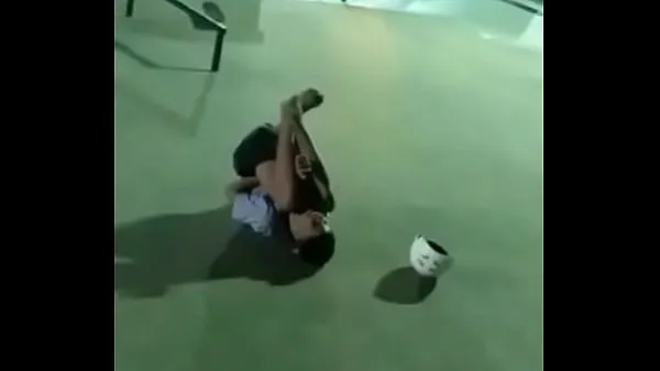 새로운 영화Young man sticks skateboard all the way up his ass, and reports having hemorrhoids from it 신선한 영화