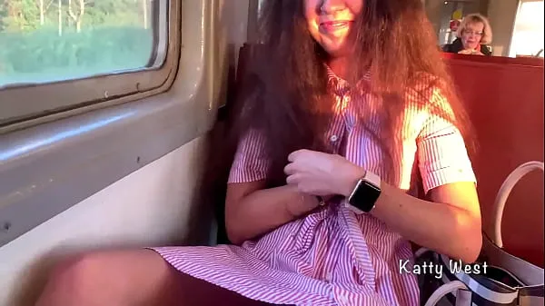 نئی the girl 18 yo showed her panties on the train and jerked off a dick to a stranger in public تازہ فلمیں