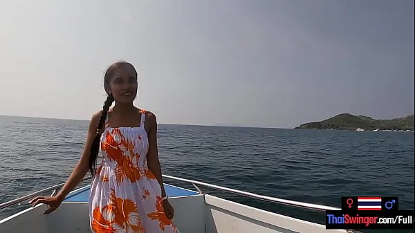 Nowe Rented a boat for a day and had sex on it with his Asian teen girlfriendświeże filmy