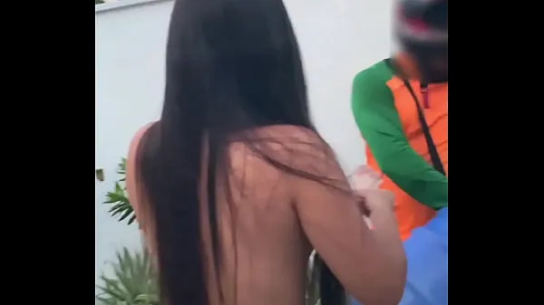 Νέες Naughty wife received the water delivery boy totally naked at her door Pipa Beach (RN) Luana Kazaki νέες ταινίες