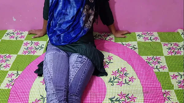 Uusia Sexy Desi Girl Sucking Boyfriend Dick classroom tuoretta elokuvaa