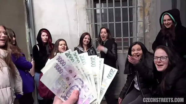 CzechStreets - Teen Girls Love Sex And Money Film baru yang segar