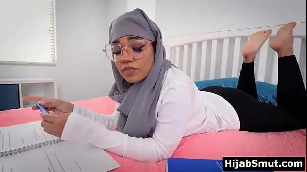 Cute muslim teen fucked by her classmate Film baru yang segar