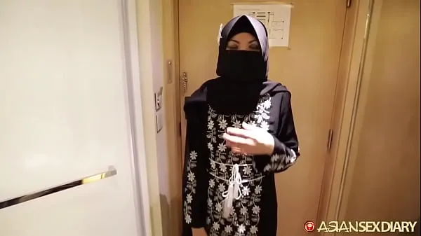 18yo Hijab arab muslim teen in Tel Aviv Israel sucking and fucking big white cock Phim mới mới
