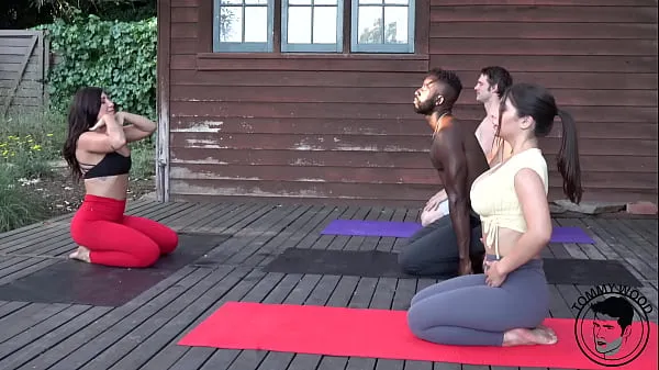 Nieuwe BBC Yoga Foursome Real Couple Swap nieuwe films