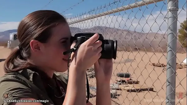 Nieuwe Sexy war reporter Casey Calvert caught on cam soldier James Deen fucking bound babe Lyla Storm then she is caught and anal fucked too in a desert nieuwe films