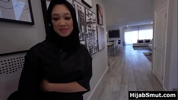Nowe Muzułmanka w hidżabie potrzebuje lekcji ruchaniaświeże filmy