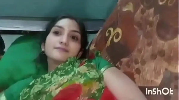 نئی Lalita Bhabhi's boyfriend, who studied with her, fucks her at home تازہ فلمیں
