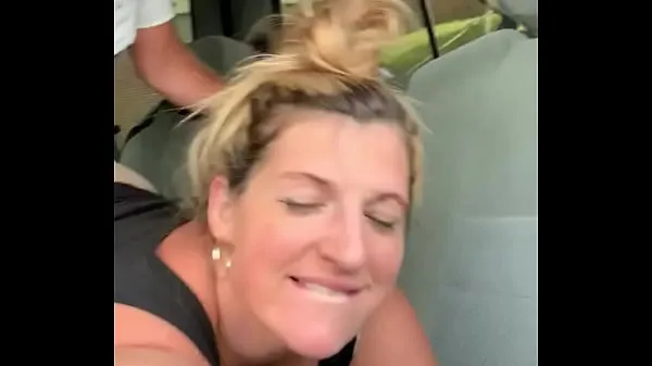 Nye Amateur milf pawg fucks stranger in walmart parking lot in public with big ass and tan lines homemade couple friske film