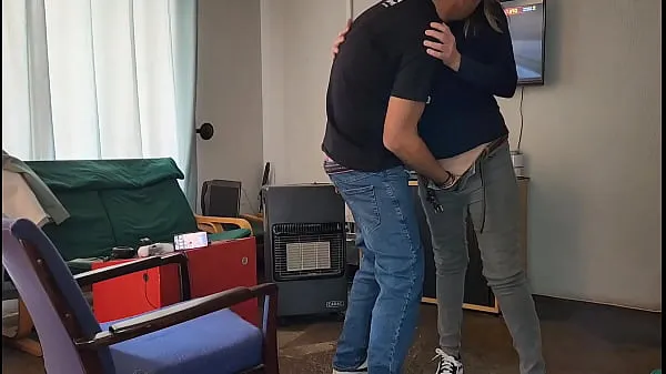 Nya Fucking my neighbors wife standing missionary while he is in the bathroom färska filmer
